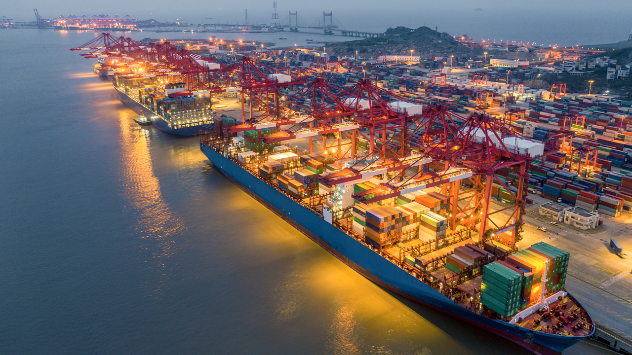 Cảng Thượng Hải là cảng lớn nhất thế giới hiện nay