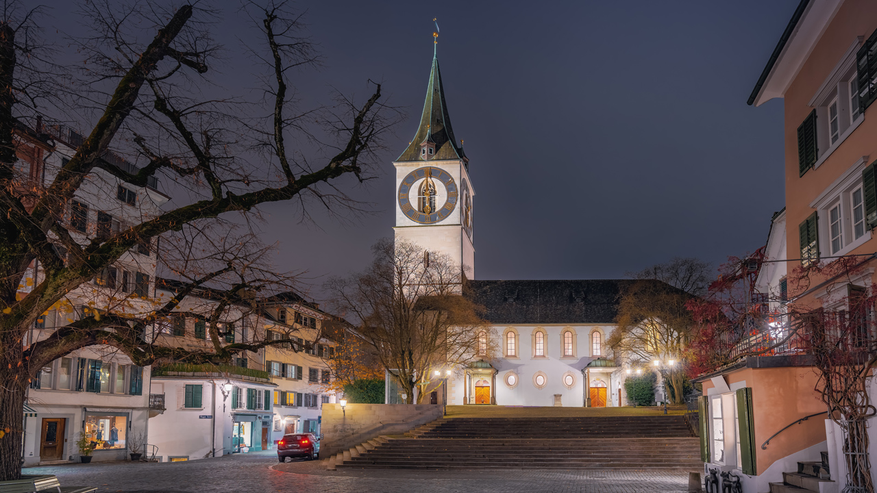 Nhà thờ thánh Peter ở Zurich Thuỵ Sĩ