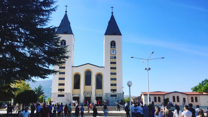 Tôn giáo ở Bosnia và Herzegovina